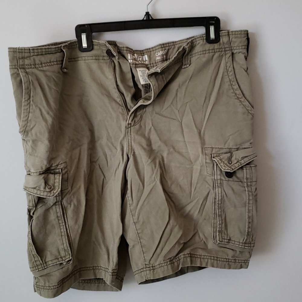 2/$10 Uban pipeline shorts mens greenish color